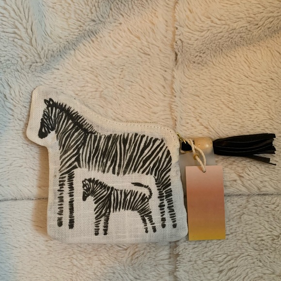 NWT Zebra coin pouch - Picture 1 of 3
